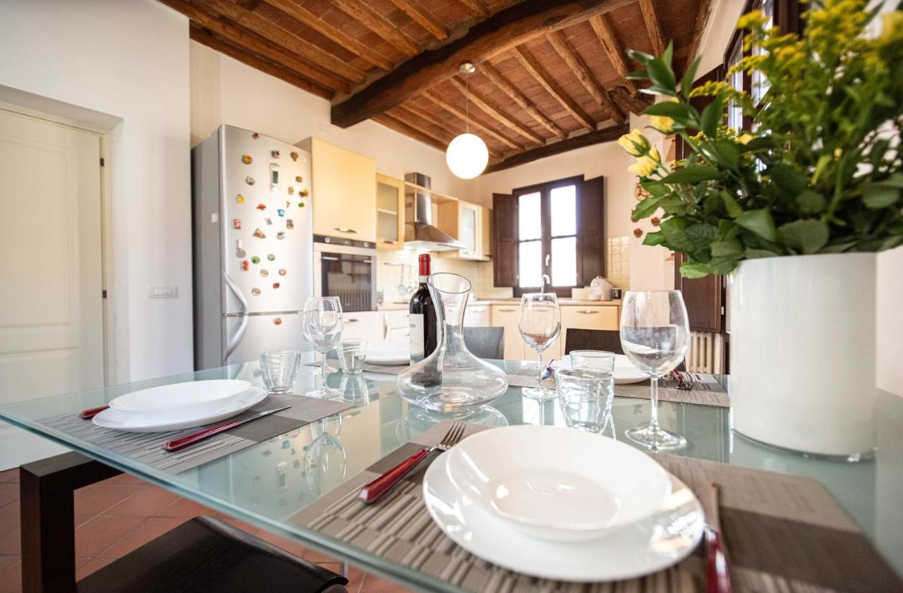 Serena Apartment, Cosy Close Center Town Lucca Exterior foto
