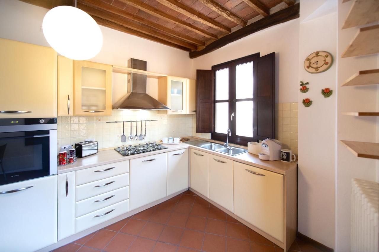 Serena Apartment, Cosy Close Center Town Lucca Exterior foto